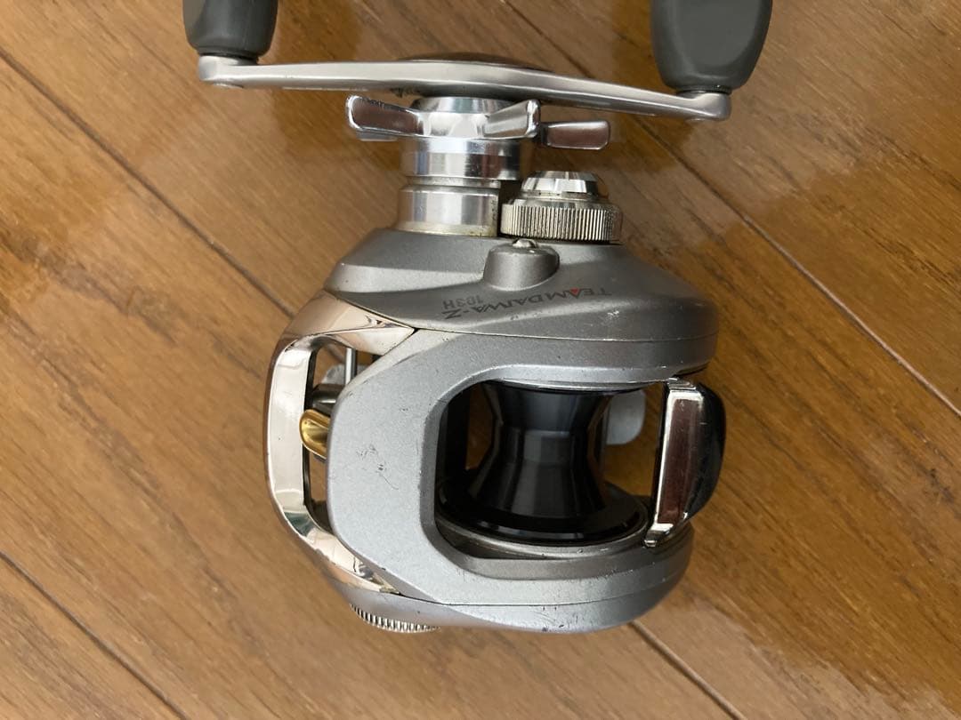 TEAM DAIWA Z 103H ベイトリール シルバー