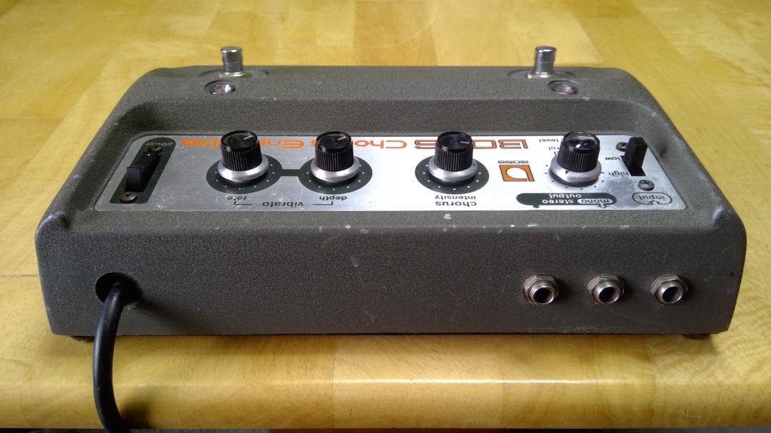 ボス CE-1 Chorus Ensemble　1980年　ビンテージエフェクタ