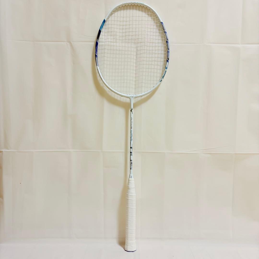 ☘️良品☘️Mizunoアルティウス01スピードバドミントンラケット